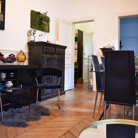 Apartment Charming 1 Bedroom In St Germain Paris